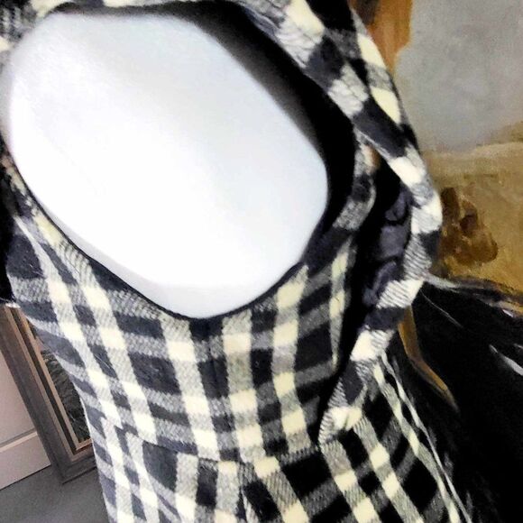 USED: Jane and Justin Sophisticated plde wool Size  S. - Picture 6 of 10